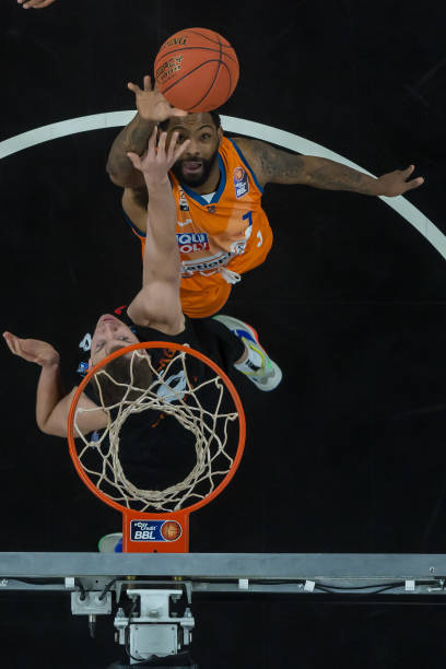 在乒乓球界 在乒乓球界