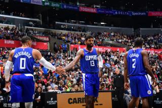 现帮助球队 现帮助球队