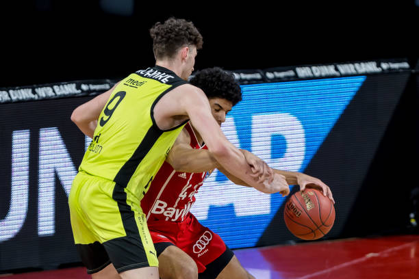 对手的猛烈 对手的猛烈